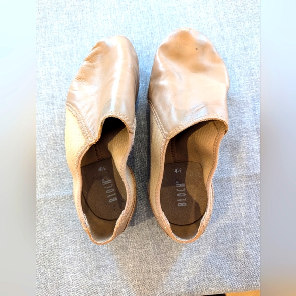 Bloch tan jazz shoes - Picture 1 of 2